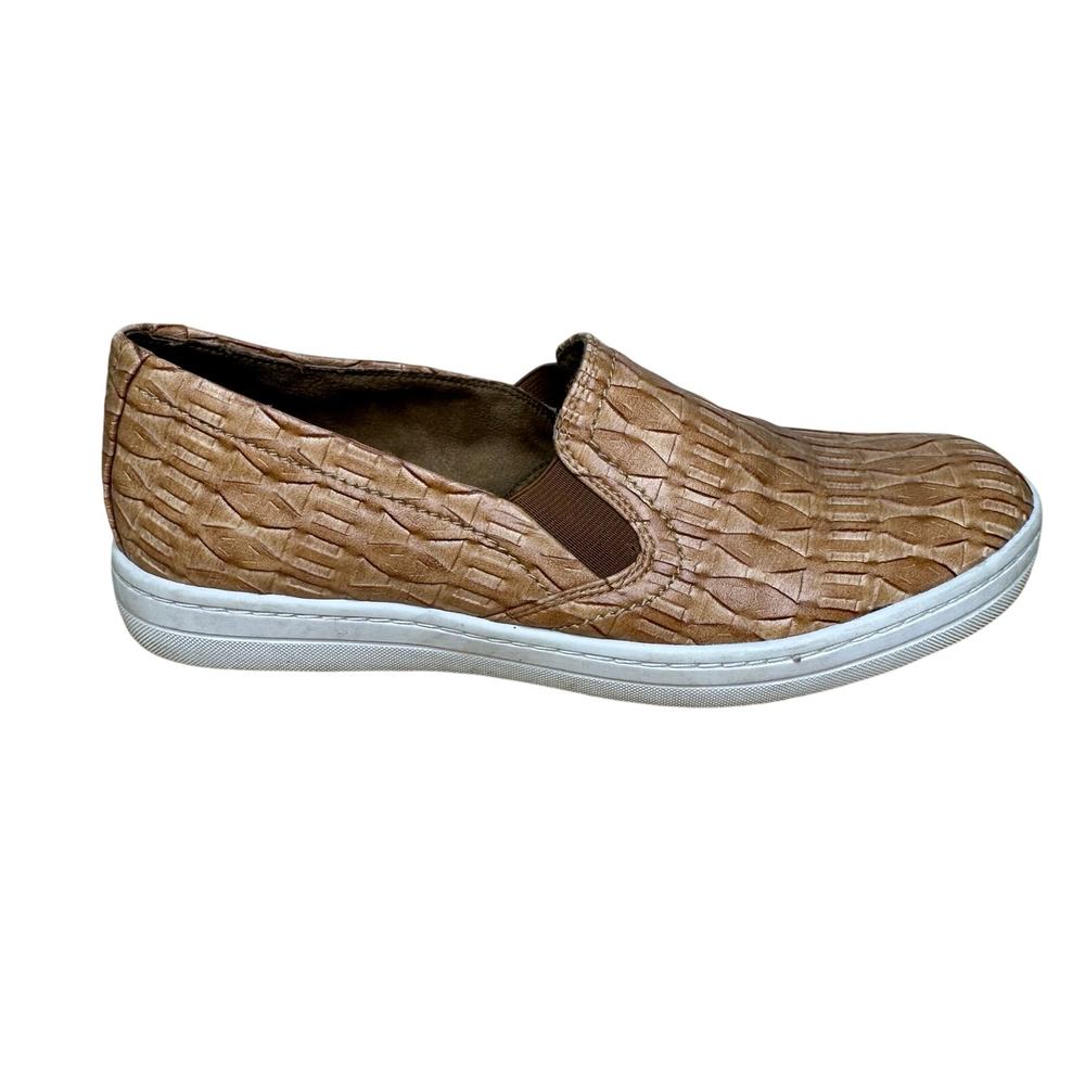 Sundance Women EUR 37 Flats Slip On Shoes Earth Elements Tan Tooled Faux Leather